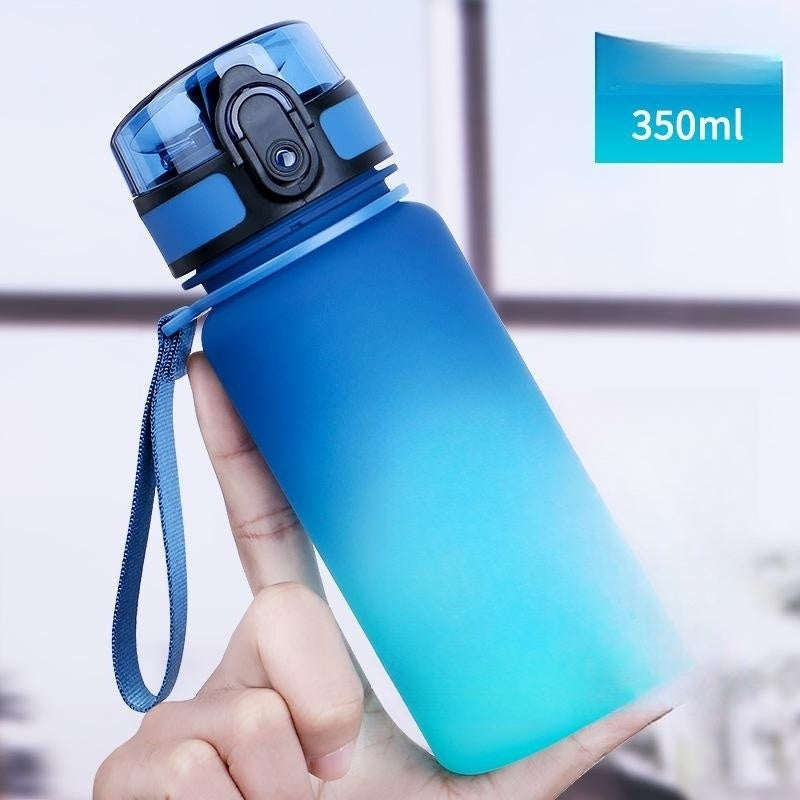 Outdoor Portable Large Capacity Sports And Fitness Water Bottle